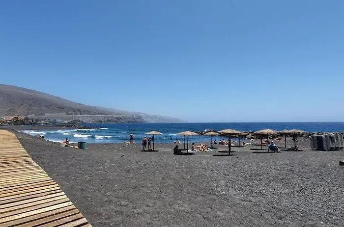 公寓 Caletillas Beach *